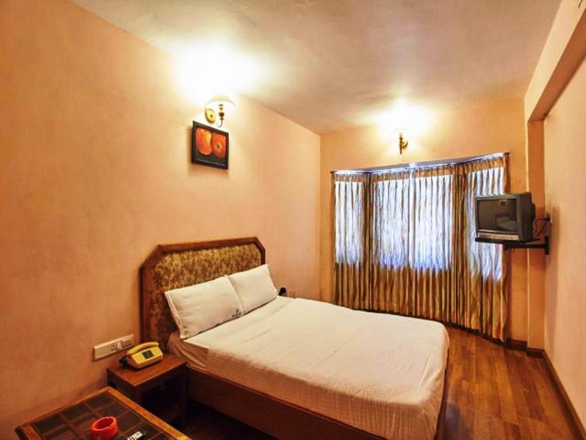 Hotel Blue Bird Ooty Exterior foto