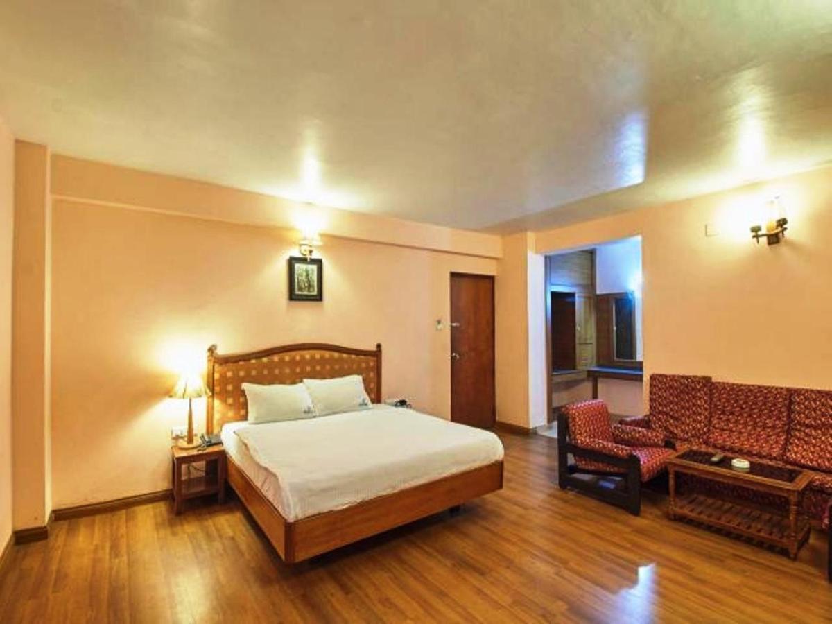 Hotel Blue Bird Ooty Exterior foto