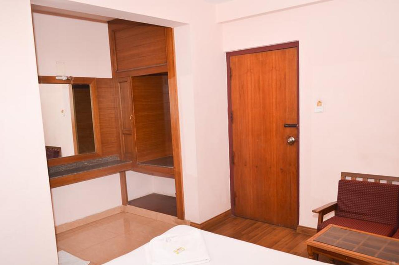 Hotel Blue Bird Ooty Exterior foto