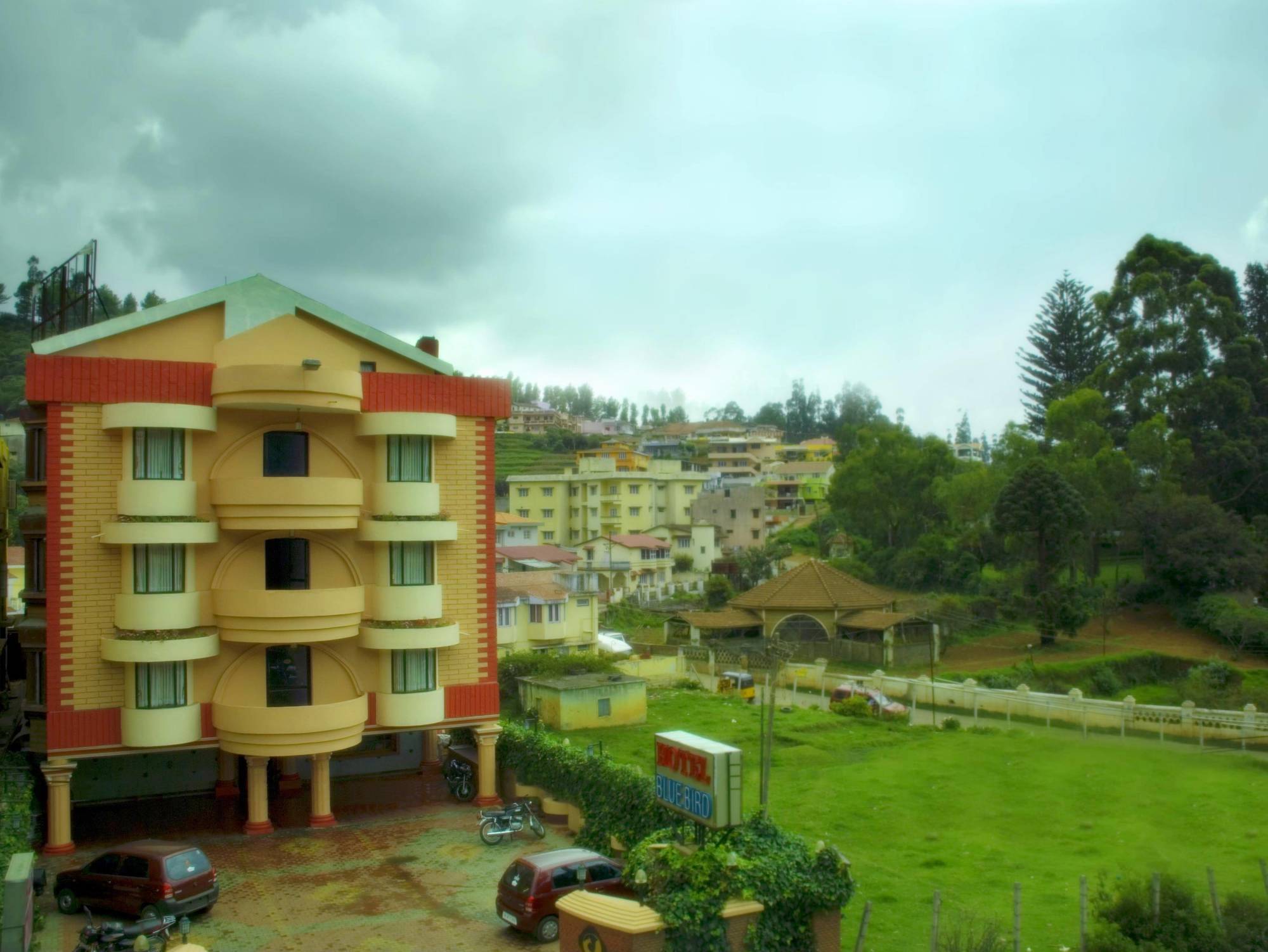 Hotel Blue Bird Ooty Exterior foto